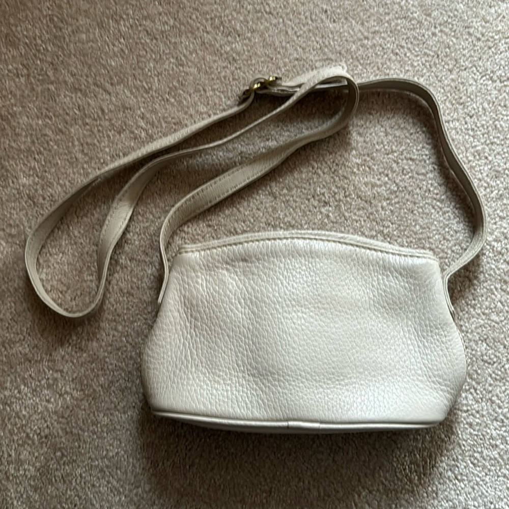 Vintage Coach cream colored small crossbody bag